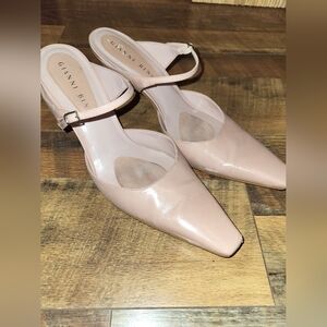 Nude/Pink Gianni Bini Kitten Heels Size 8